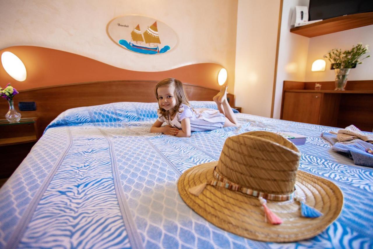 Miramare Hotel Ristorante Convegni Cesenatico Ngoại thất bức ảnh